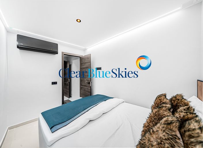 Image No.23-4 Bed House for sale