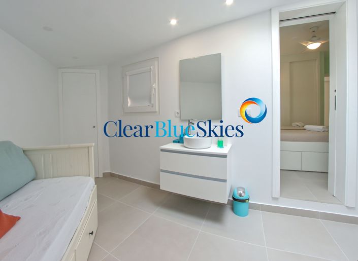 Image No.13-2 Bed Apartment for sale