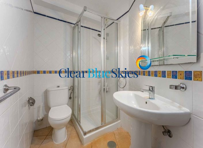 Image No.8-2 Bed Apartment for sale