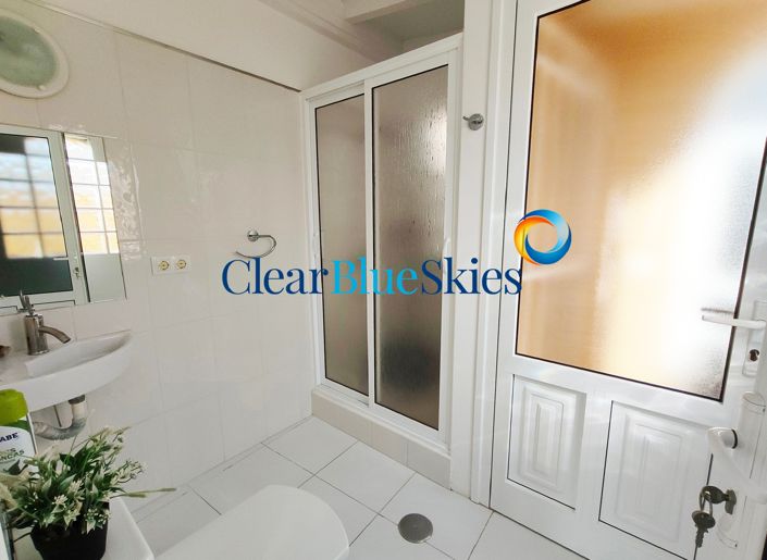 Image No.19-3 Bed Villa for sale