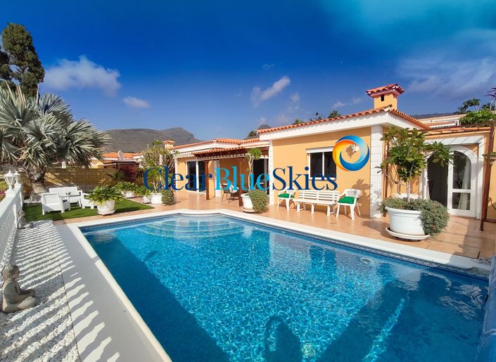 Image No.3-3 Bed Villa for sale