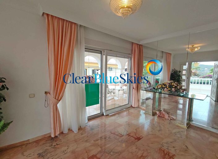 Image No.17-3 Bed Villa for sale