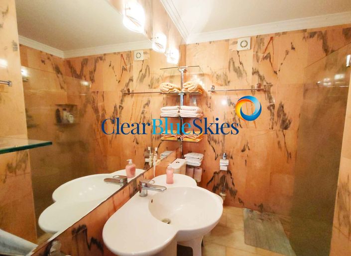 Image No.19-3 Bed Villa for sale