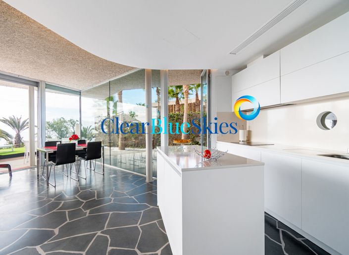 Image No.6-3 Bed Villa for sale