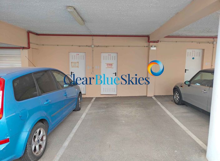 Image No.20-2 Bed Townhouse for sale