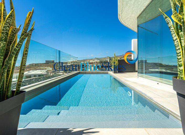 Image No.2-4 Bed Villa for sale