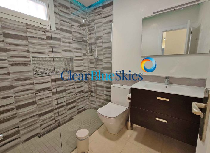 Image No.11-3 Bed Villa for sale