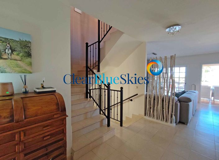 Image No.10-3 Bed House for sale