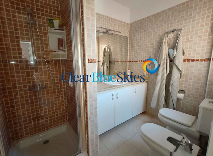 Image No.12-3 Bed House for sale