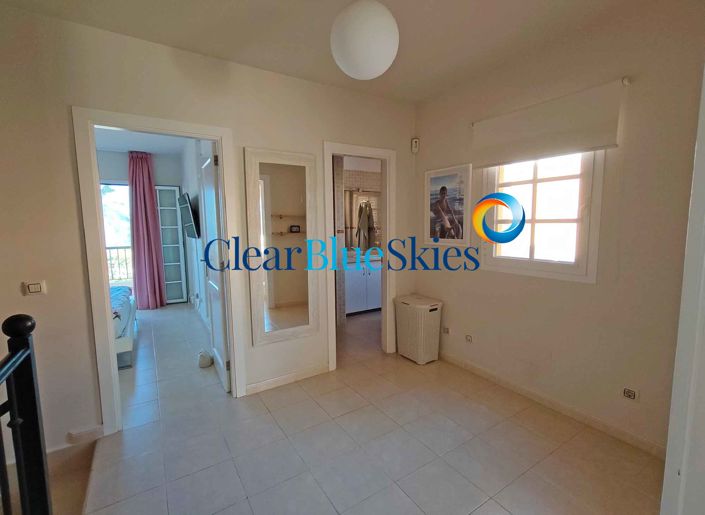 Image No.15-3 Bed House for sale