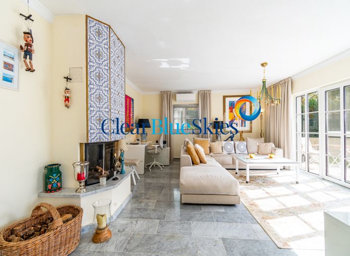 Image No.24-3 Bed Villa for sale