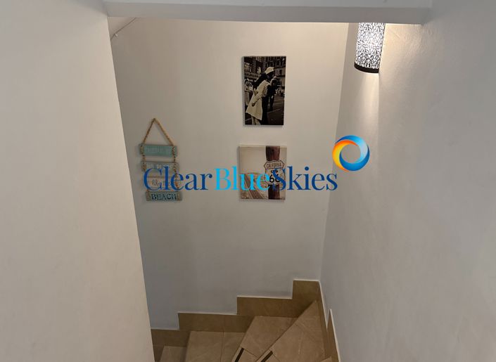 Image No.15-2 Bed House for sale