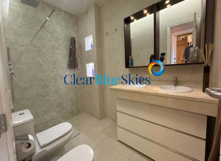 Image No.18-2 Bed House for sale