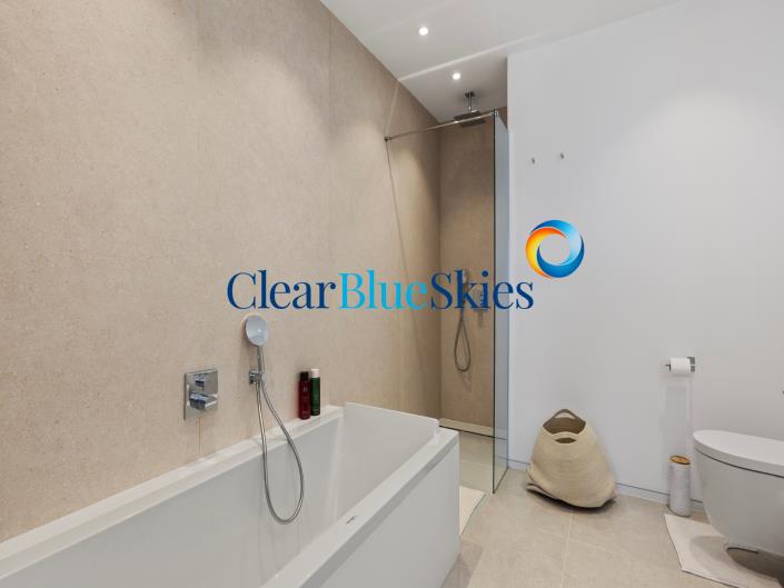 Image No.20-2 Bed Apartment for sale