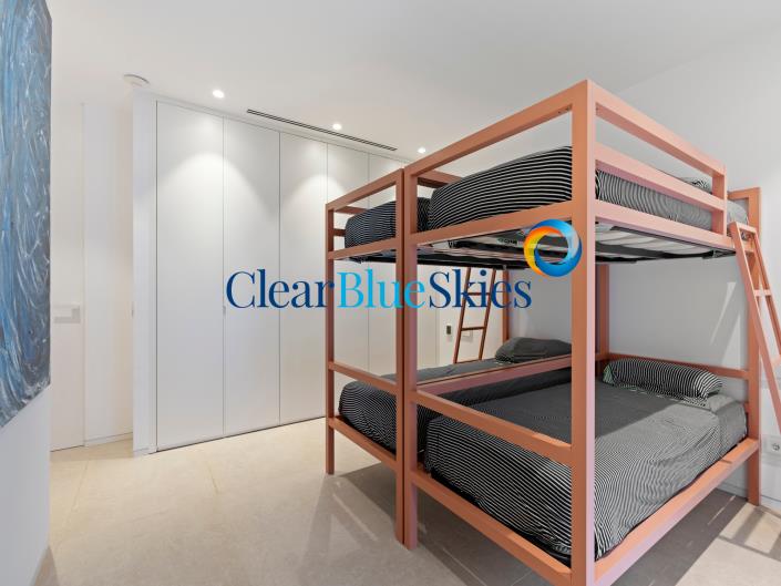 Image No.21-3 Bed Penthouse for sale