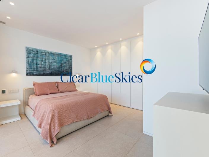 Image No.30-3 Bed Penthouse for sale