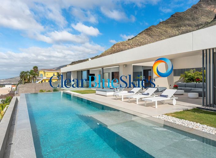 Image No.2-4 Bed Villa for sale