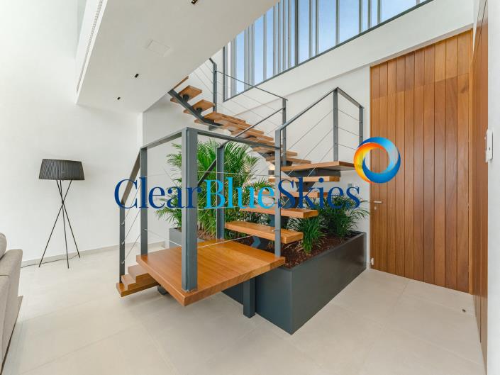 Image No.2-4 Bed House/Villa for sale