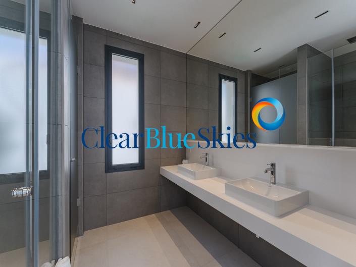 Image No.11-4 Bed House/Villa for sale