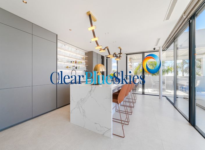 Image No.11-6 Bed Villa for sale