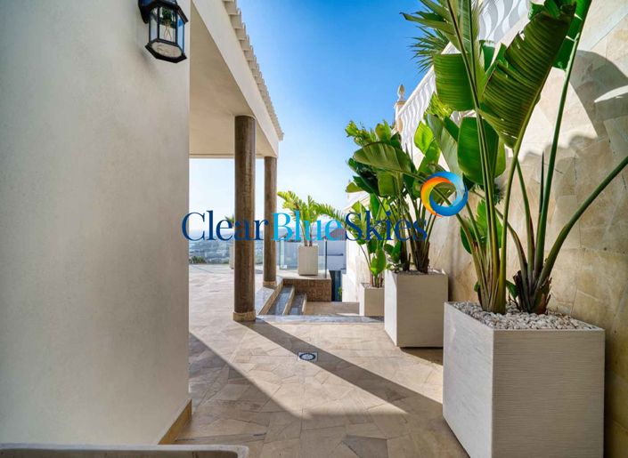 Image No.7-4 Bed Villa for sale