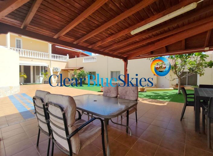 Image No.19-9 Bed Villa for sale