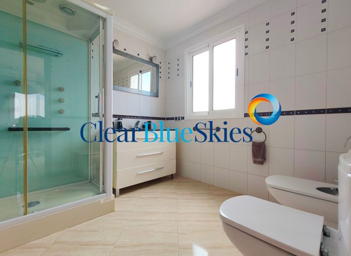 Image No.23-9 Bed Villa for sale