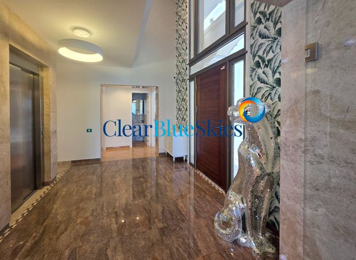 Image No.10-4 Bed Villa for sale