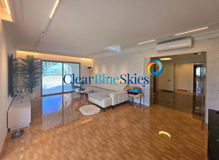 Image No.15-4 Bed Villa for sale