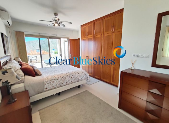 Image No.21-3 Bed Villa for sale