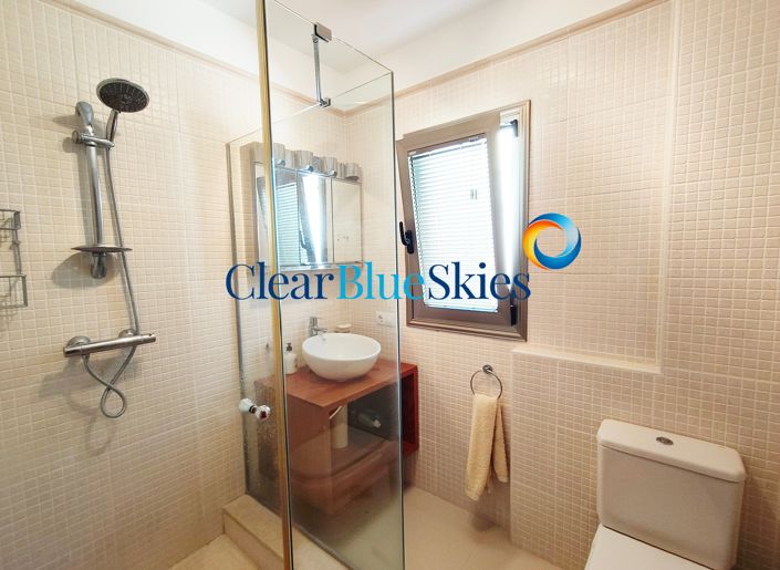 Image No.26-3 Bed Villa for sale