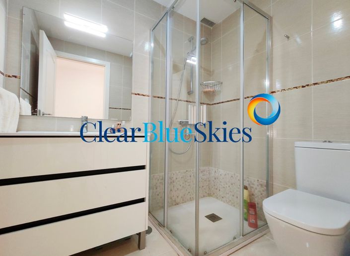 Image No.21-3 Bed Townhouse for sale