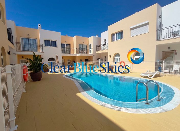 Image No.26-3 Bed Townhouse for sale