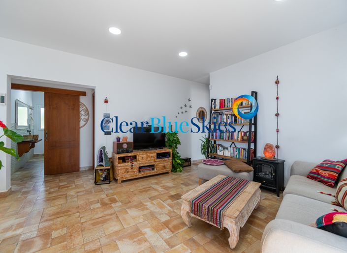 Image No.16-3 Bed House for sale