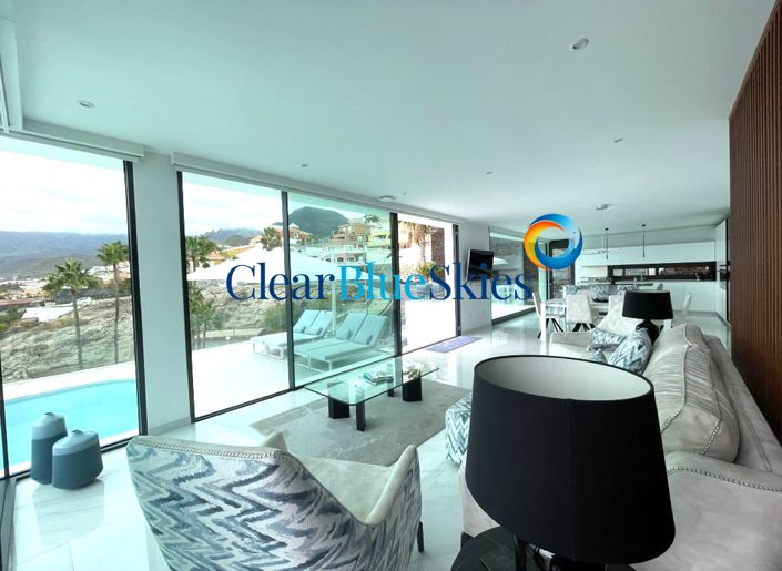 Image No.24-3 Bed House for sale