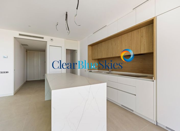 Image No.8-2 Bed Apartment for sale