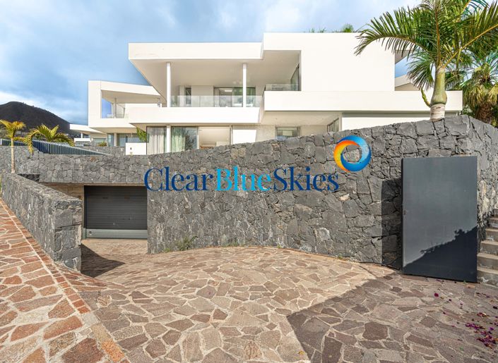Image No.30-3 Bed Villa for sale
