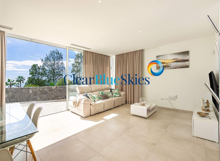 Image No.9-3 Bed Villa for sale
