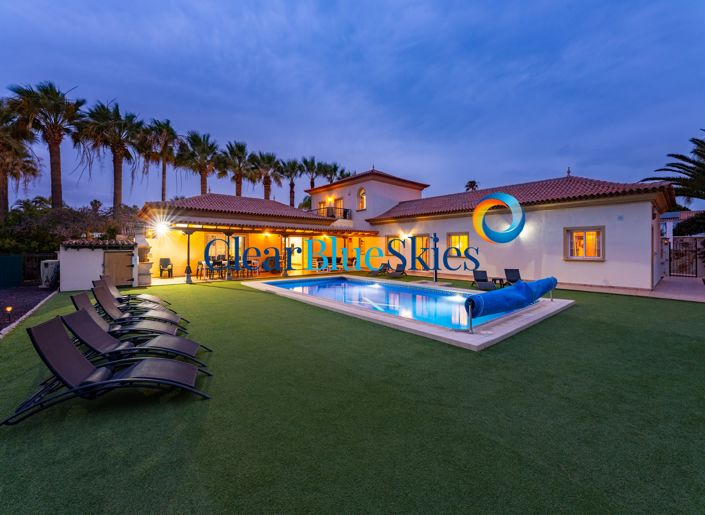 Image No.48-8 Bed House for sale