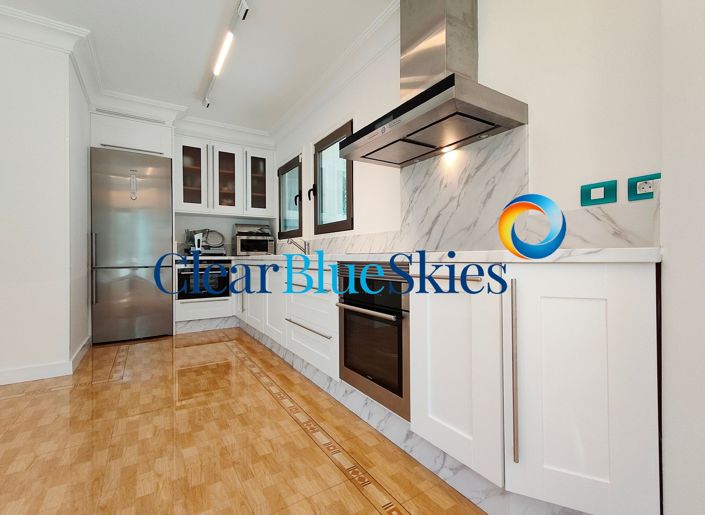 Image No.8-4 Bed Villa for sale