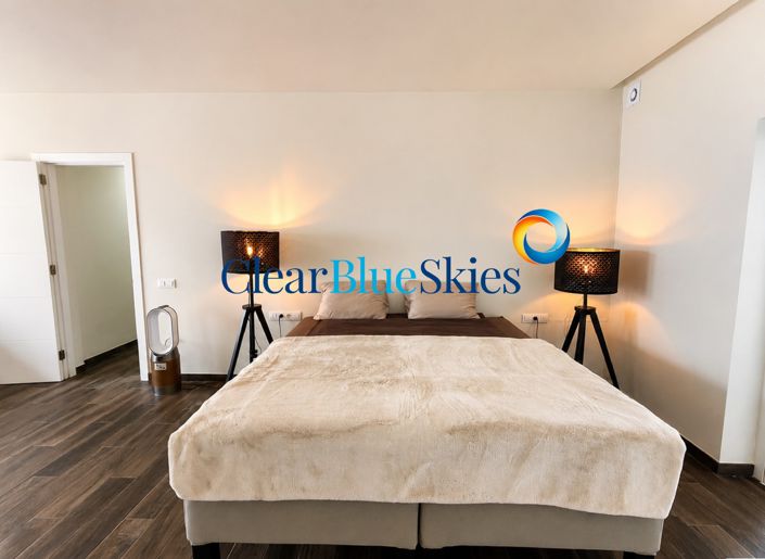 Image No.21-3 Bed Apartment for sale