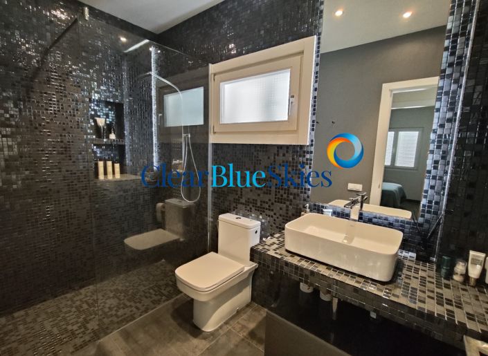 Image No.23-3 Bed Apartment for sale