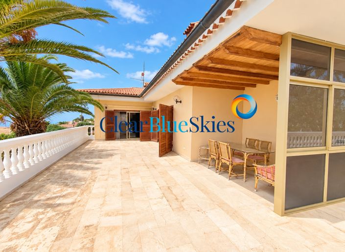 Image No.14-8 Bed Villa for sale