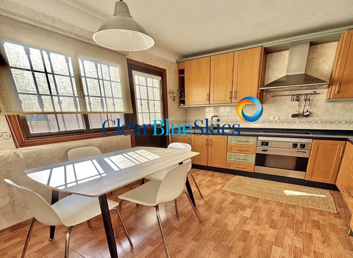 Image No.7-3 Bed Townhouse for sale