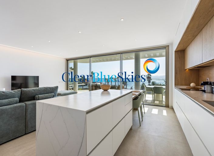 Image No.8-3 Bed Apartment for sale