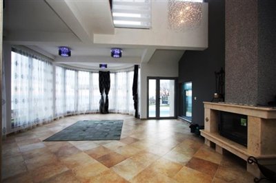 Villa de 4 chambres à vendre à Bar