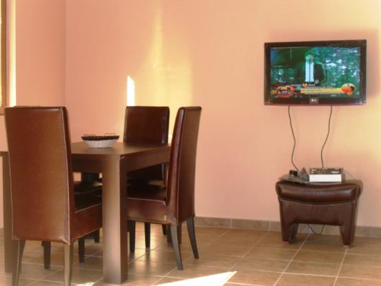 Image No.15-3 Bed Townhouse for sale