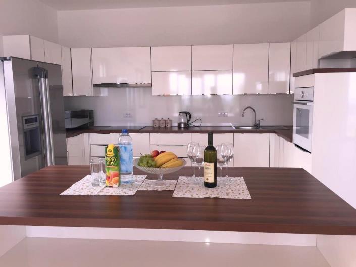 Image No.21-3 Bed Villa for sale