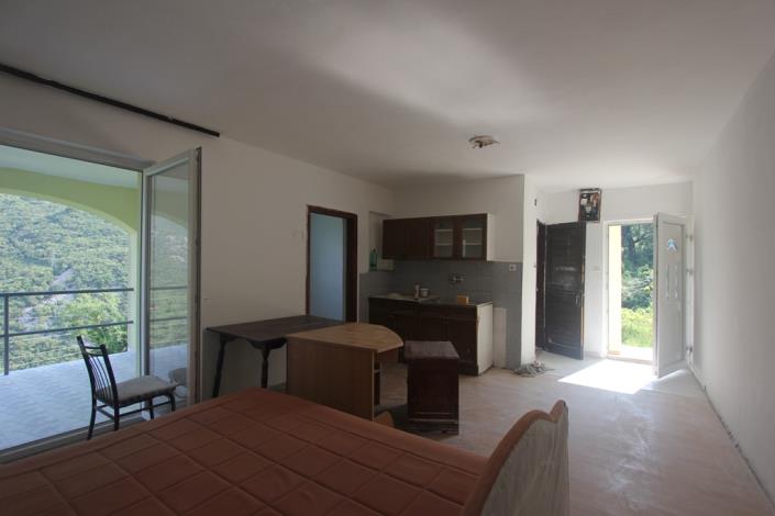 Image No.22-Maison de 4 chambres à vendre à Kotor