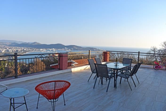 Image No.3-Maison de 4 chambres à vendre à Bar